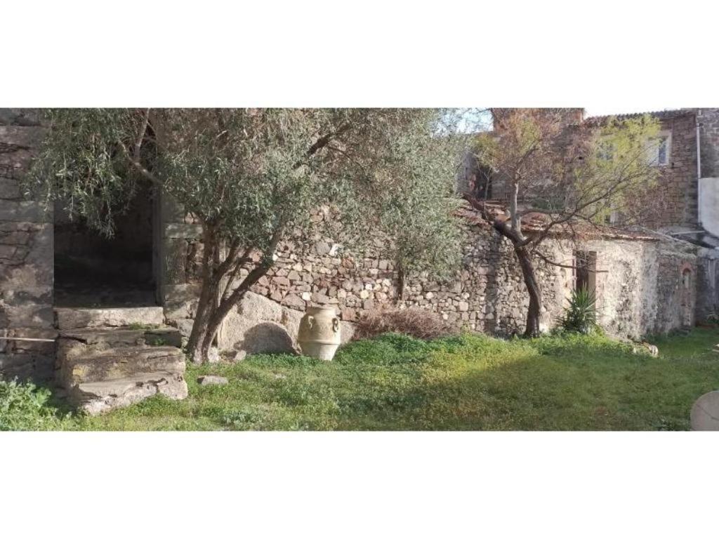 Borgo Santo Stefano Villa Oschiri Eksteriør bilde